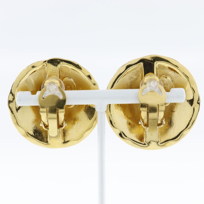 Chanel Coco Mark Quilted Vintage Gold Plated 23 41.9 g Earrings — view 4