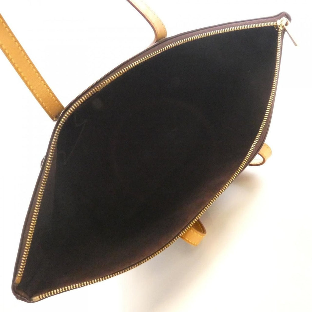 Louis Vuitton Vernis Bellevue GM Shoulder Bag Amarante — view 7