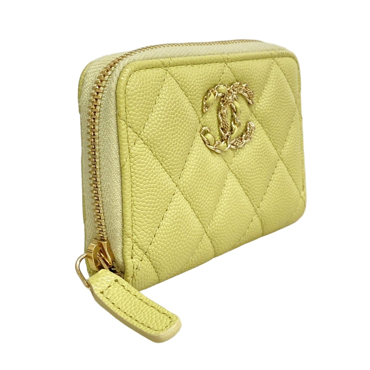 Chanel Coin Case Quilted Caviar Leather Light Green Gold — view 2
