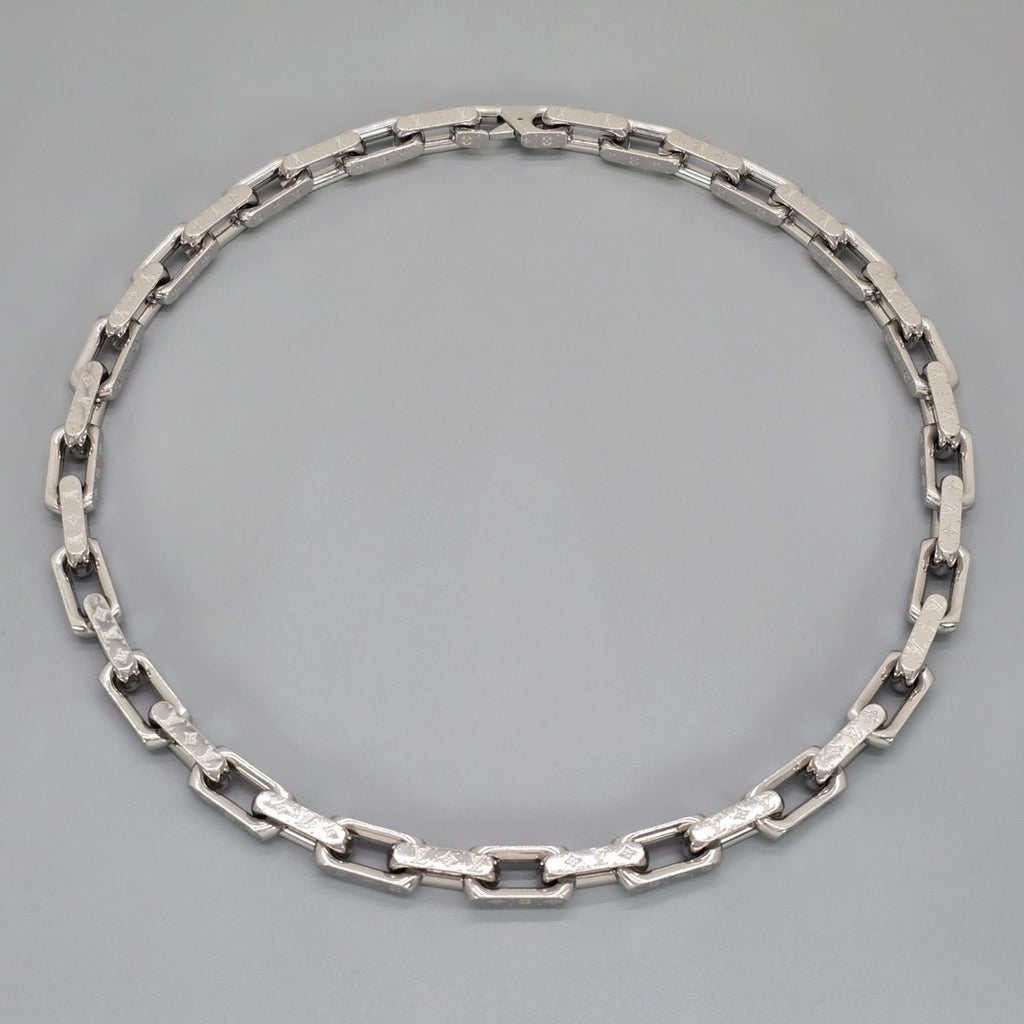 Louis Vuitton Necklace Chain Monogram Silver Color Metal Length