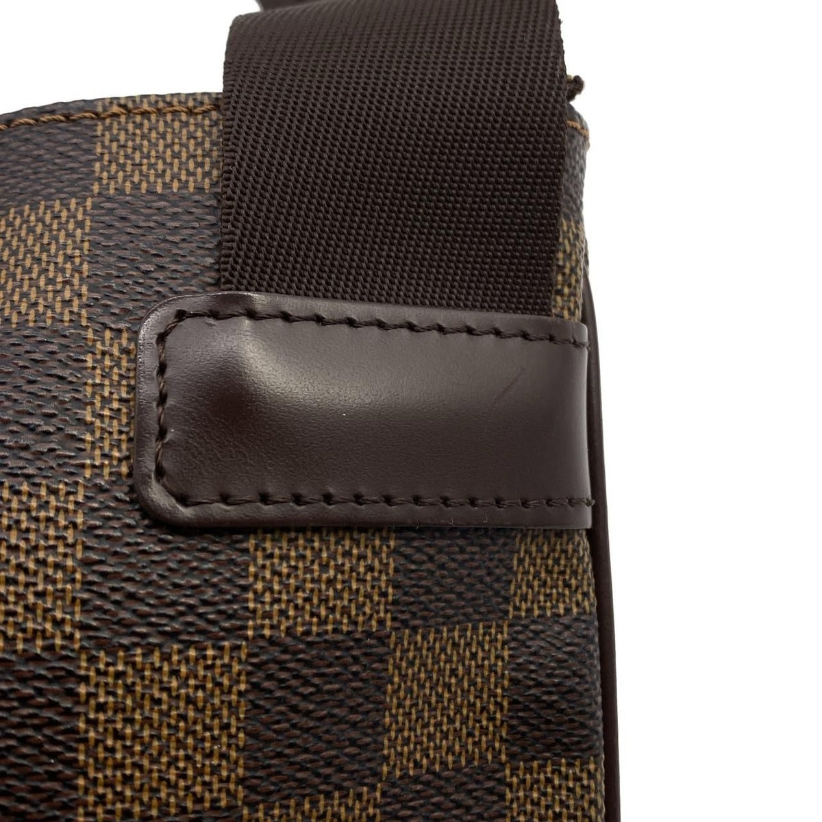 Louis Vuitton Damier Pochette Melville Shoulder Bag — view 5