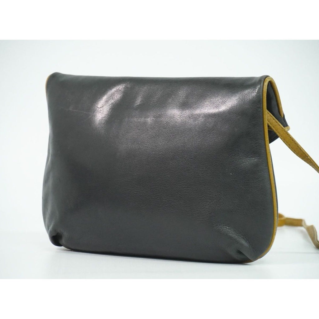 Celine Leather Shoulder Bag Pochette Black — view 2