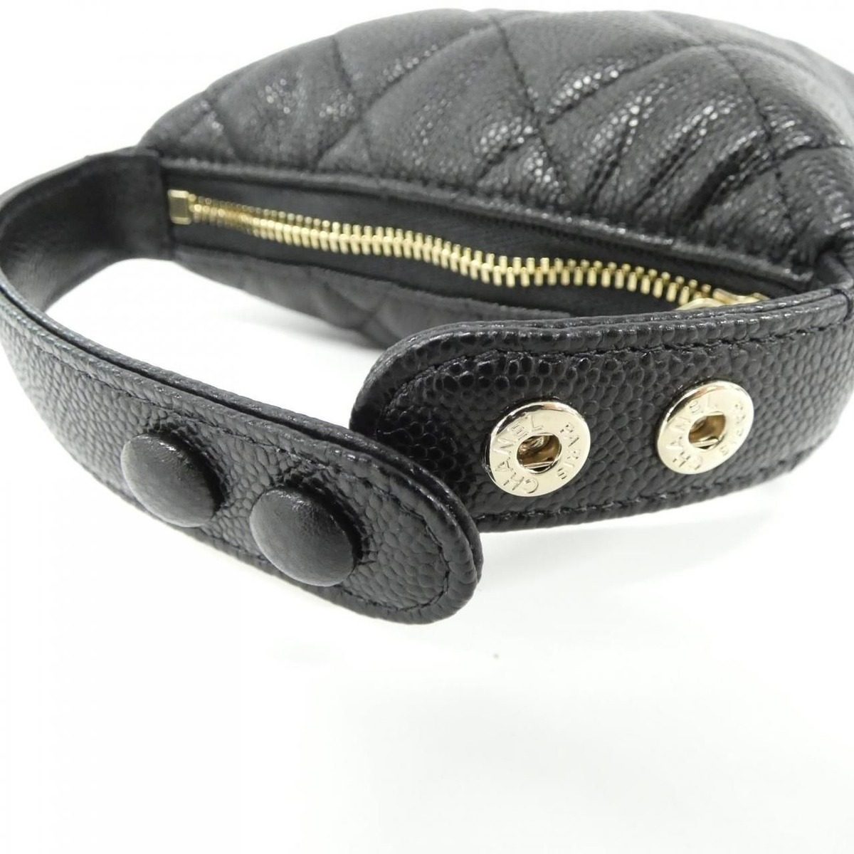 Chanel Bag Charm Handbag Gold — view 5