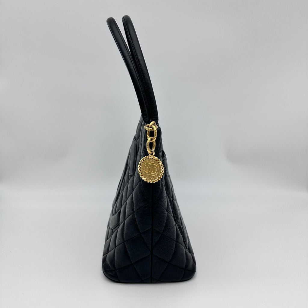 Chanel Medallion Tote Gold — view 3