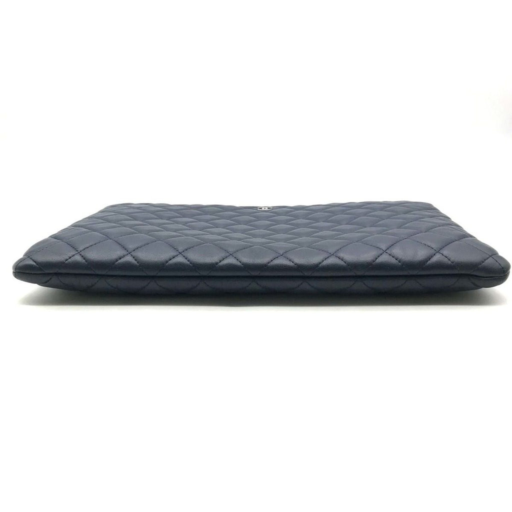 Chanel Quilted Lambskin CC Logo Clutch Navy — view 3