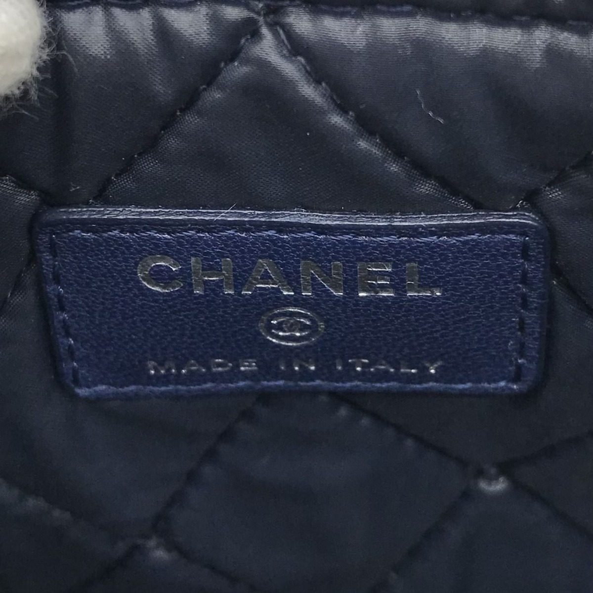 Chanel Quilted Lambskin CC Logo Clutch Navy — view 8