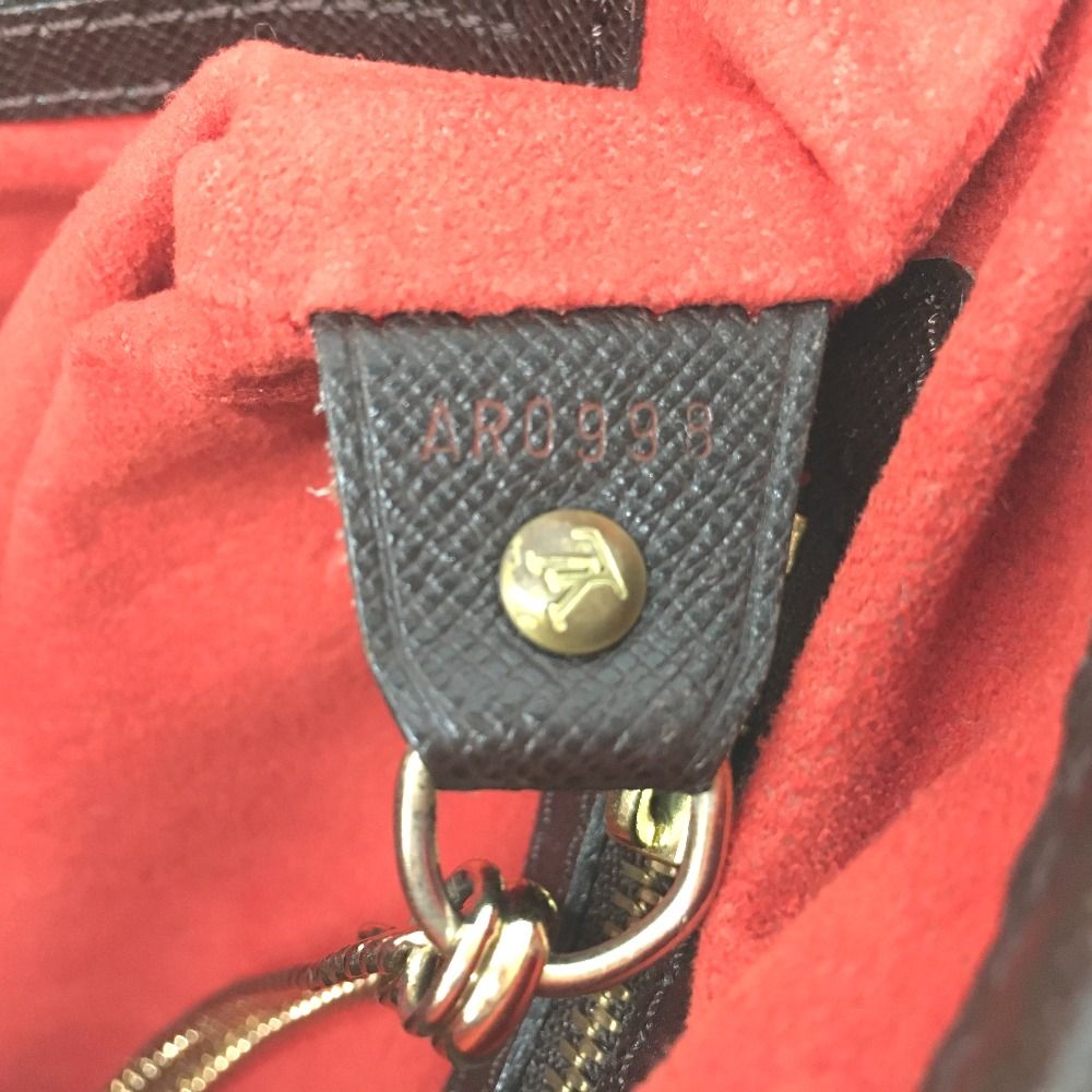 Louis Vuitton Damier Ebene Marais Pouch Miss Ing Item — view 7