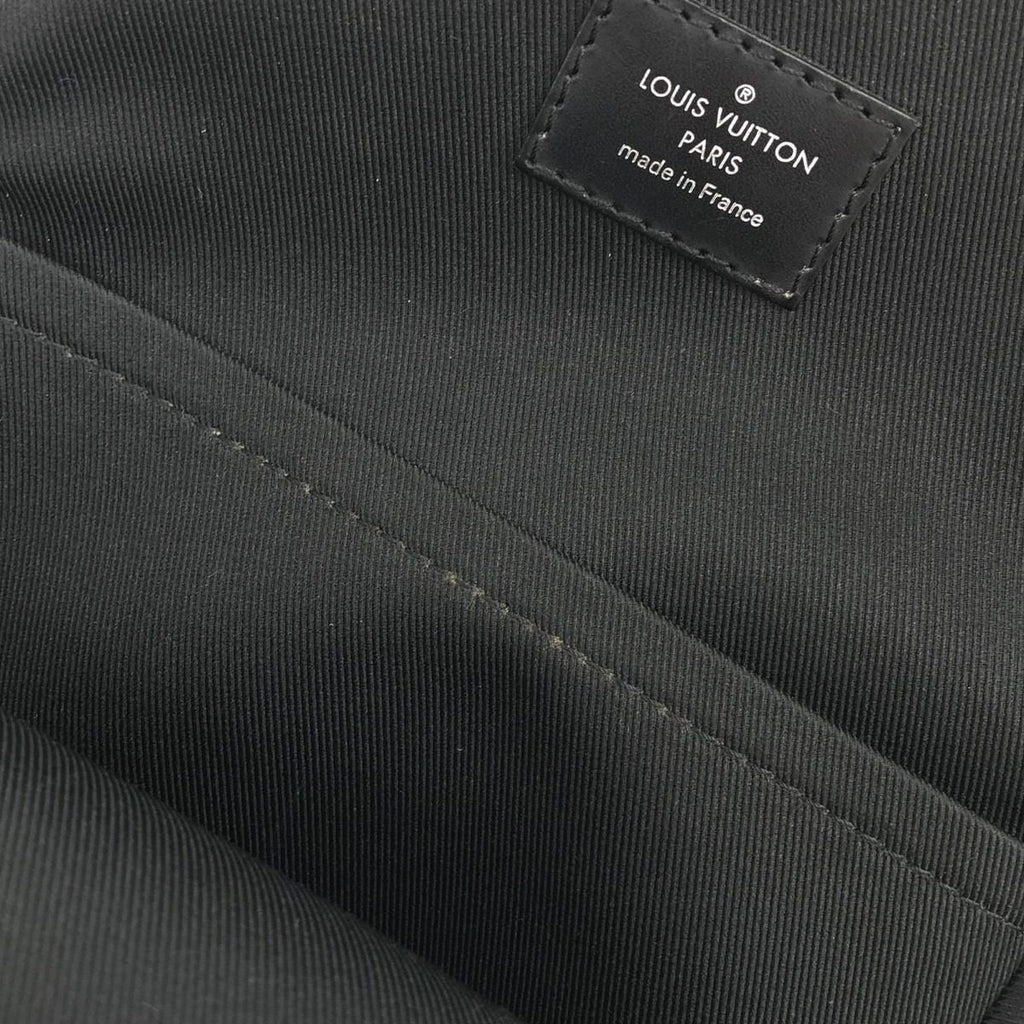 Louis Vuitton Damier Graphite Avenue Sling Bag — view 9