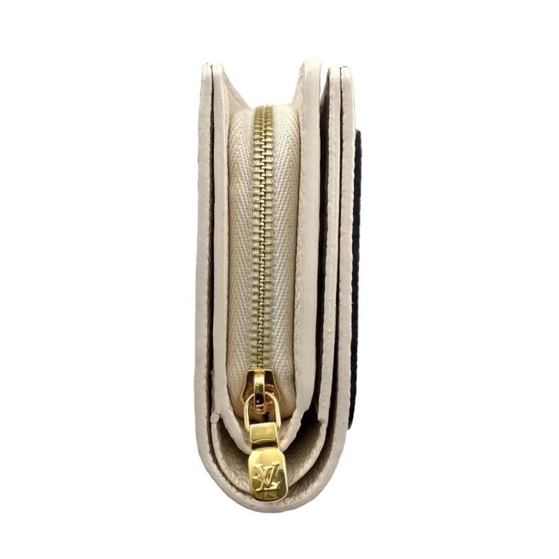 Louis Vuitton Portefeuille Cles a Wild AT Heart Leopard Fold Compact — view 4