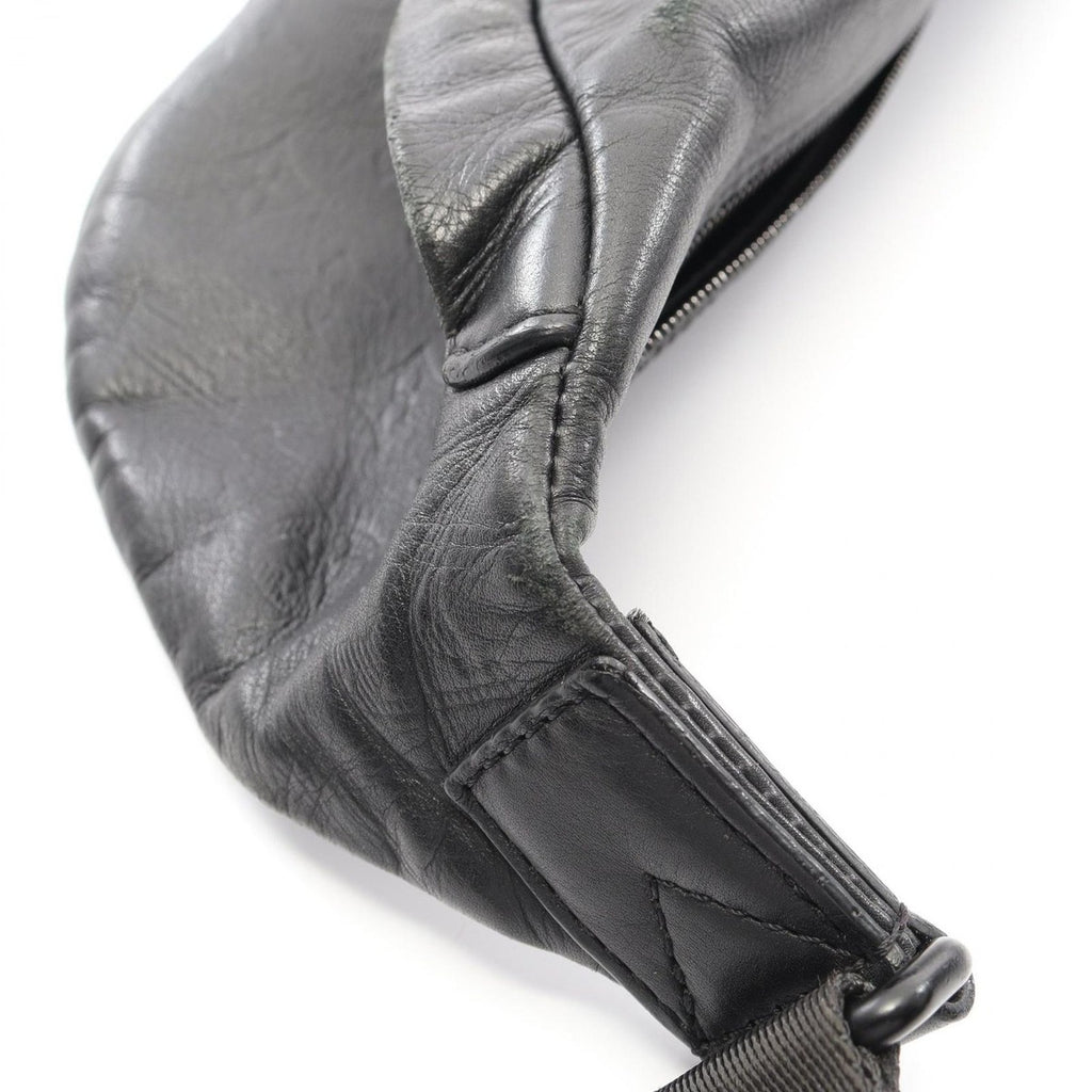 Louis Vuitton Waist Bag Discovery PM Noir Black Leather — view 7