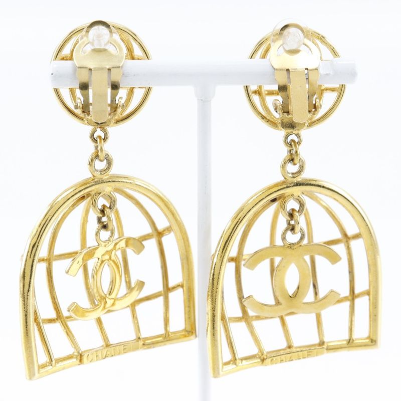 Chanel Birdcage Gold Plated 93 P 31.9 g Earrings — view 4