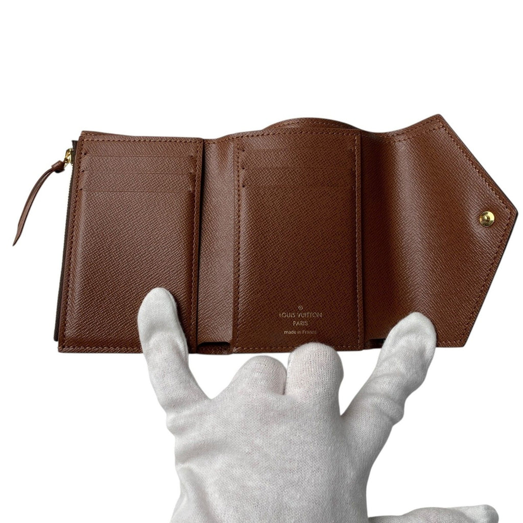 Louis Vuitton Portefeuille Victorine Monogram IC — view 7
