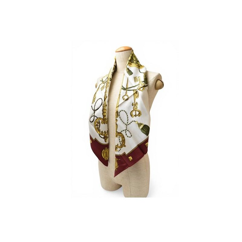 Hermes Scarf Carre 90 les Cles Key Pattern Silk Gold White Vintage — view 9