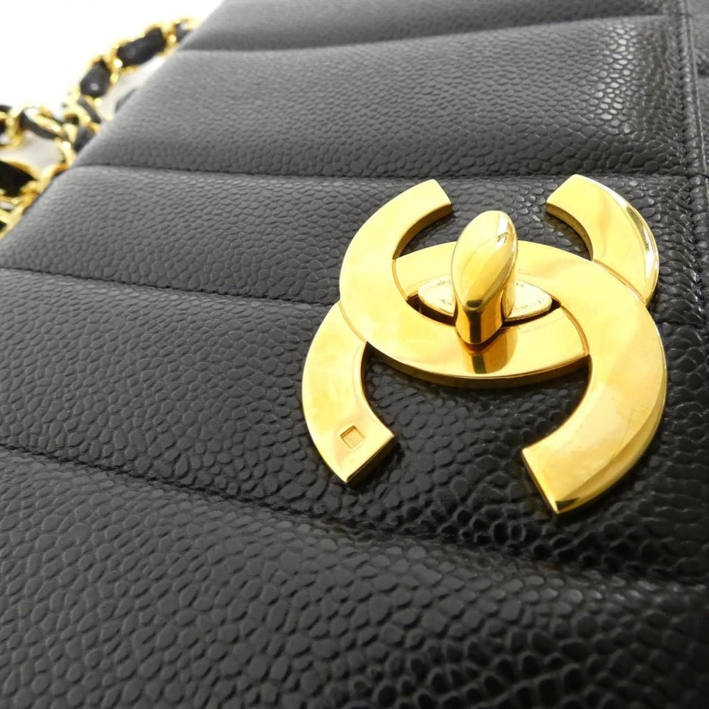 Chanel Vintage Shoulder Bag — view 4