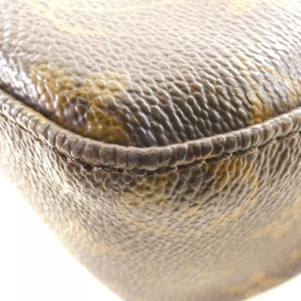 Louis Vuitton Monogram Looping MM Shoulder Bag — view 2