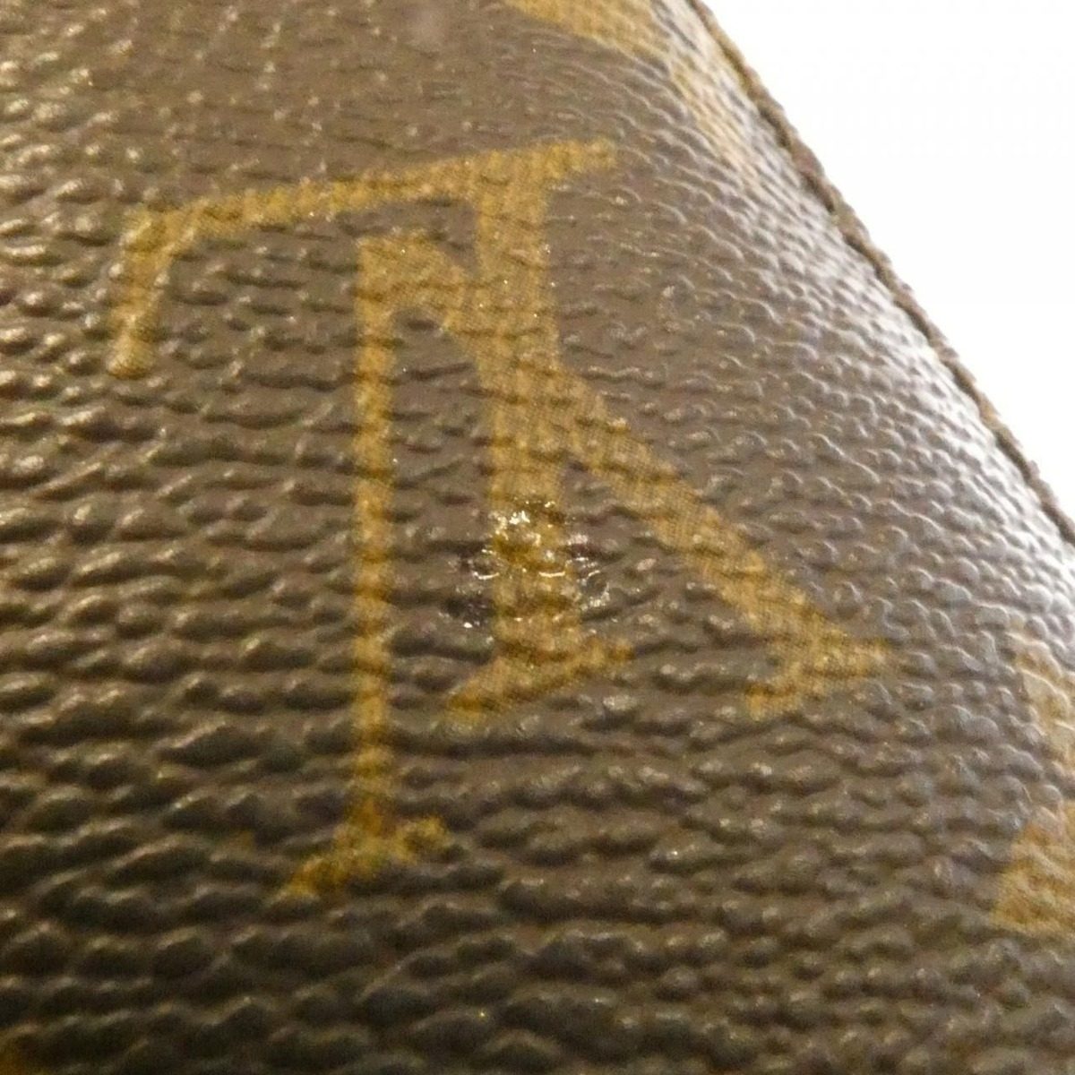 Louis Vuitton Monogram Looping MM Shoulder Bag — view 3