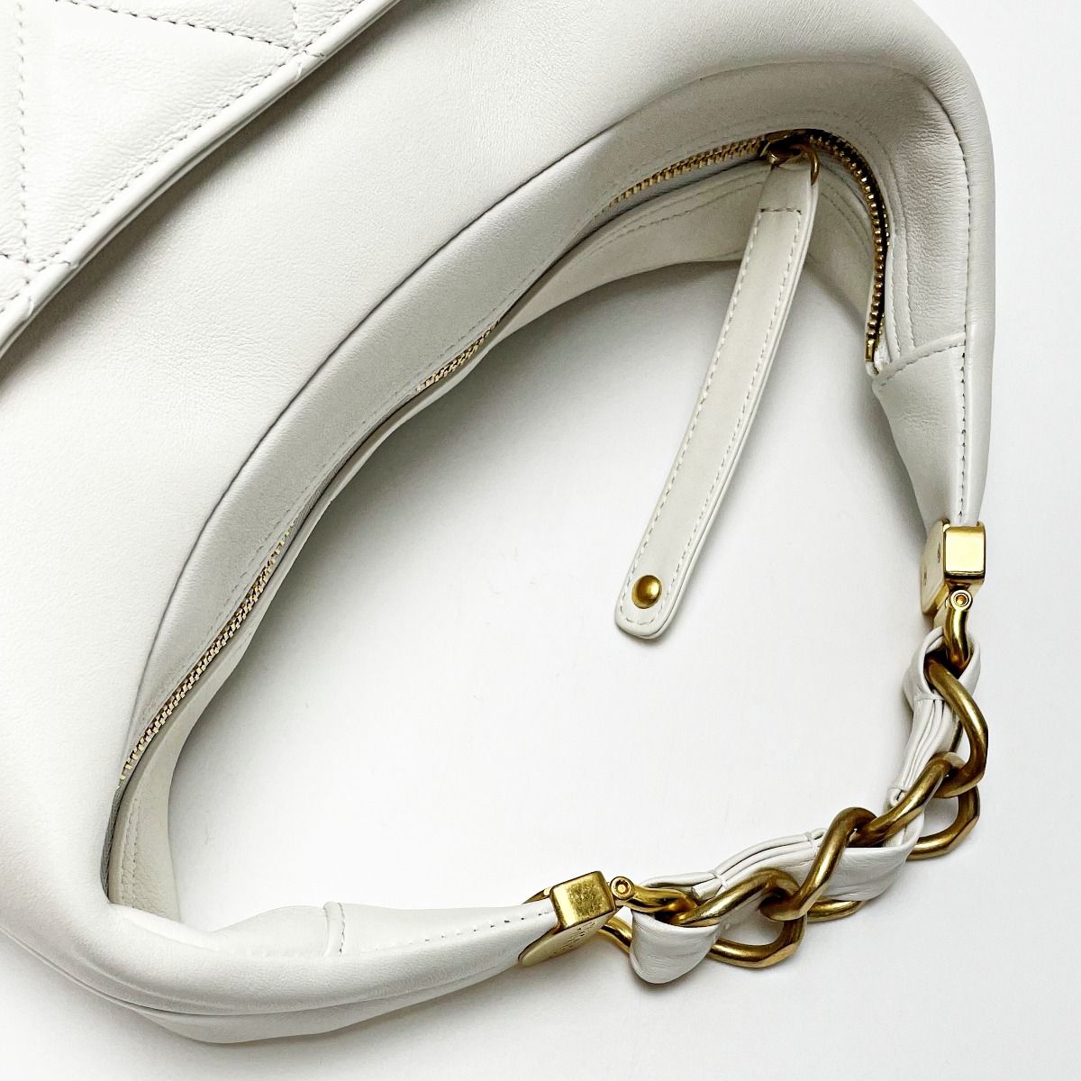 Chanel Quilted As3292 White Chain Tote Bag Lambskin Gold Hardware — view 5