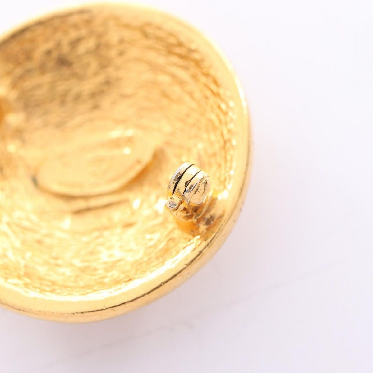 Chanel Brooch CC Logo — view 5