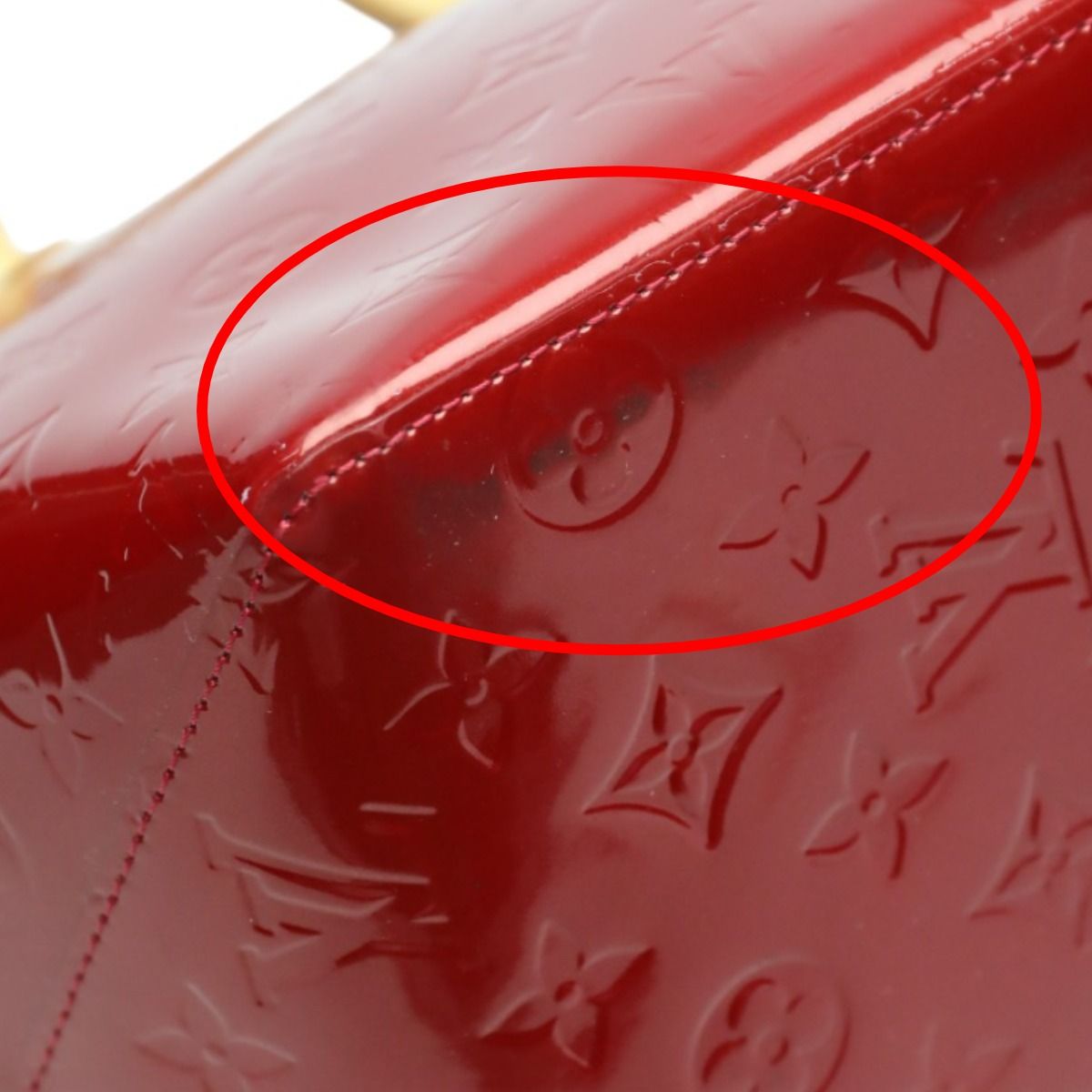 Louis Vuitton Vernis Verve PM Handbag Pomme D'amour — view 7