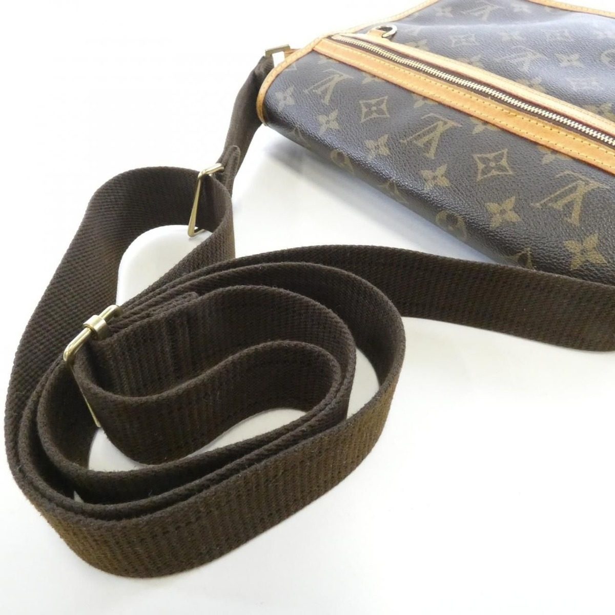 Louis Vuitton Monogram Messenger PM Shoulder Bag — view 6