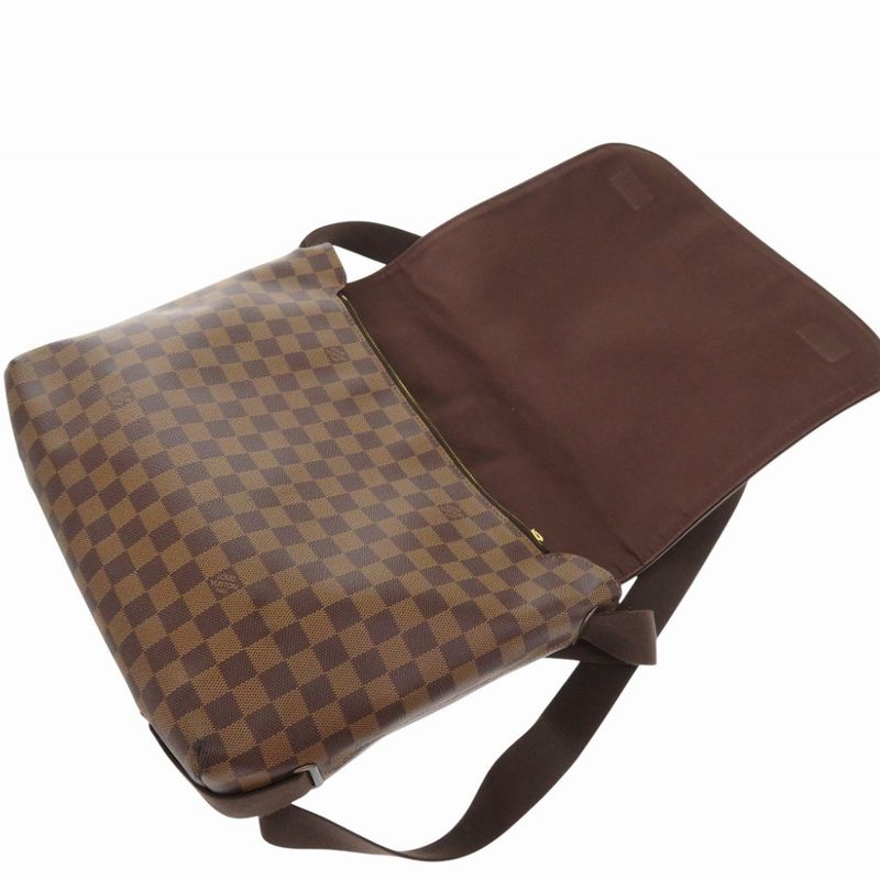 Louis Vuitton Damier Brooklyn MM Messenger Bag Shoulder 1092 — view 4