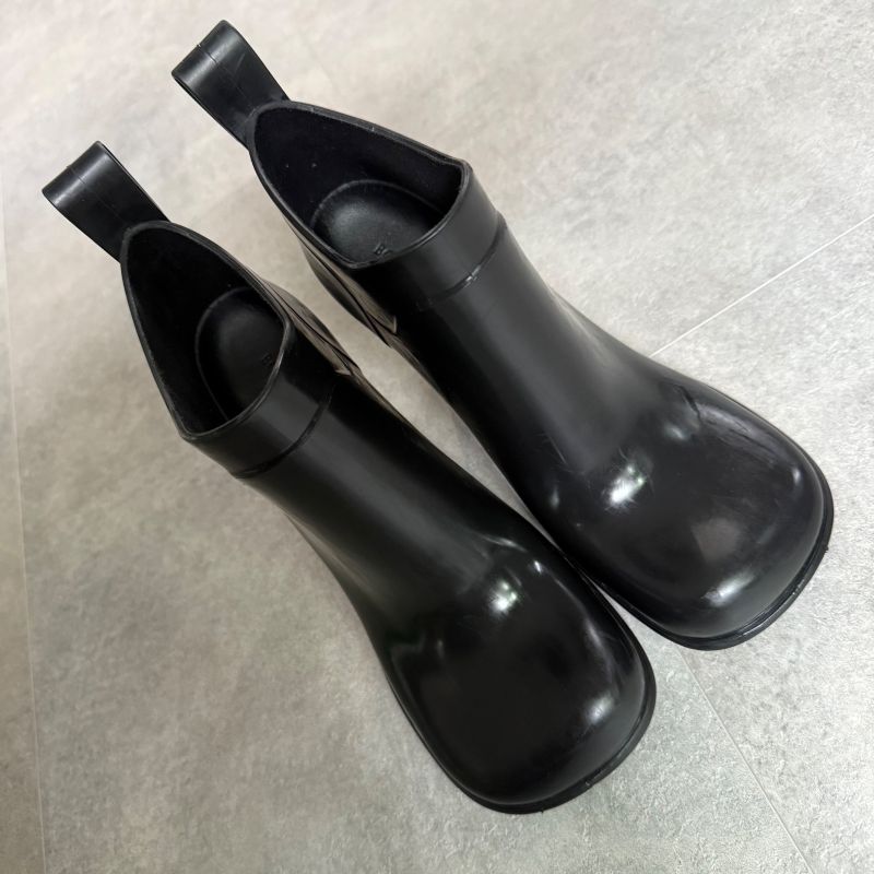 Bottega Veneta Rain Short Boots 38 25 cm Black Storage Bag Rubber — view 2