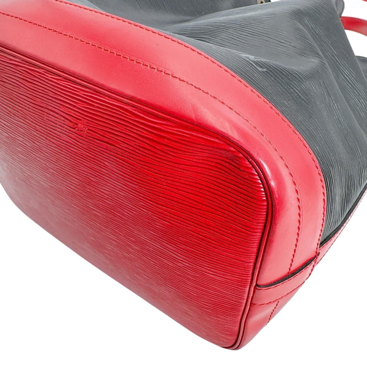 Louis Vuitton Epi Shoulder Bag Noe Noir Black — view 5