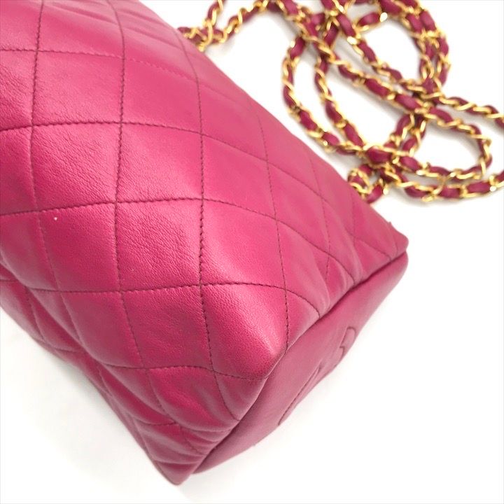 Chanel CC Logo Quilted Mini Chain Shoulder Bag Pink — view 5