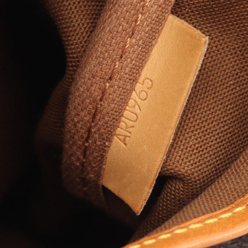 Louis Vuitton Shoulder Bag Saumur 35 Monogram Leather — view 6