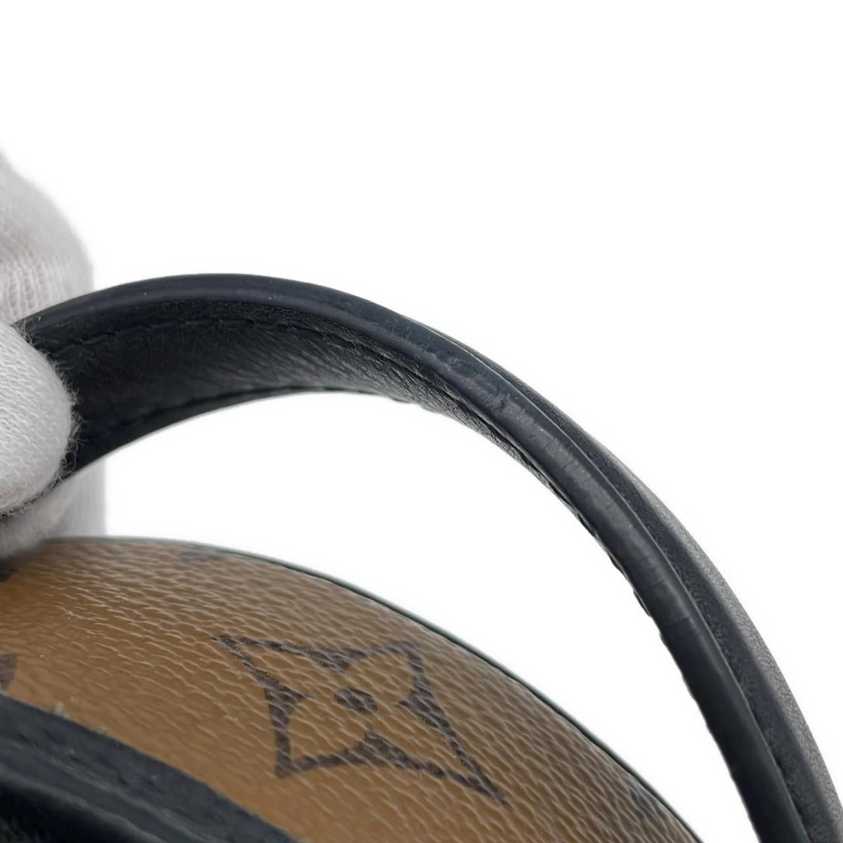 Louis Vuitton Monogram Reverse Mini Boite Chapeau Shoulder Bag — view 7
