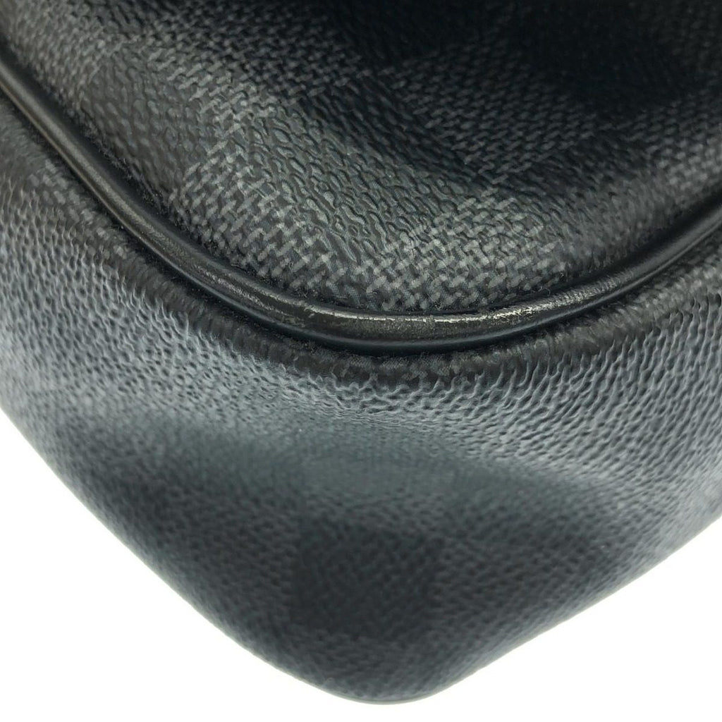 Louis Vuitton Damier Graphite Daniel MM Shoulder Bag — view 3