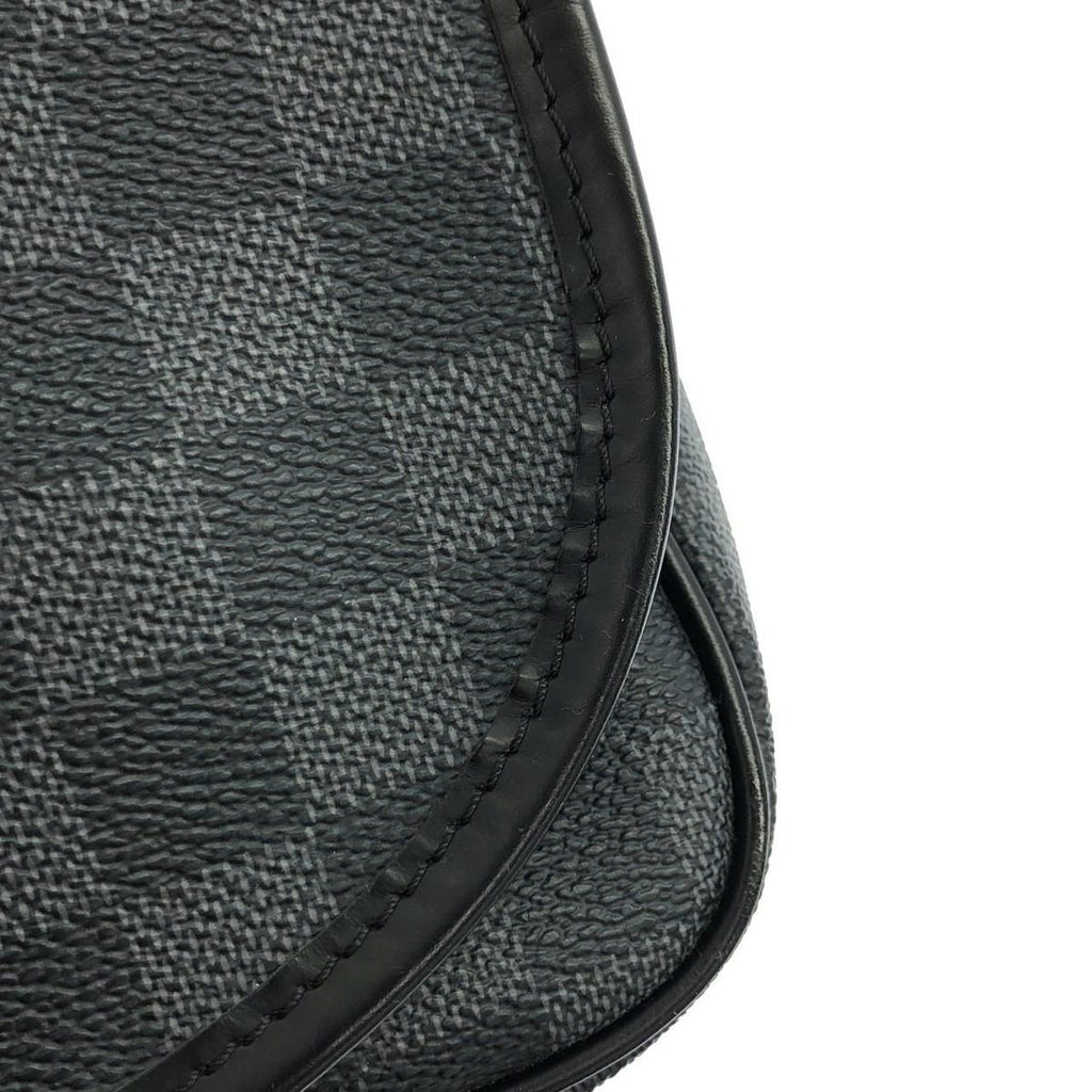 Louis Vuitton Damier Graphite Daniel MM Shoulder Bag — view 5