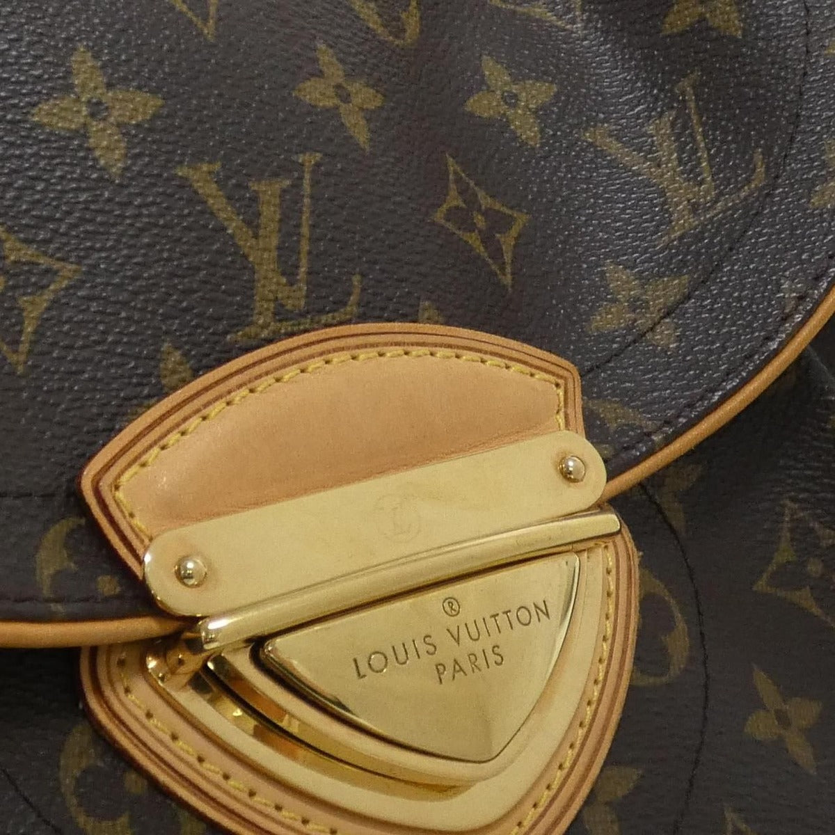 Louis Vuitton Monogram Beverly MM Shoulder Bag — view 4