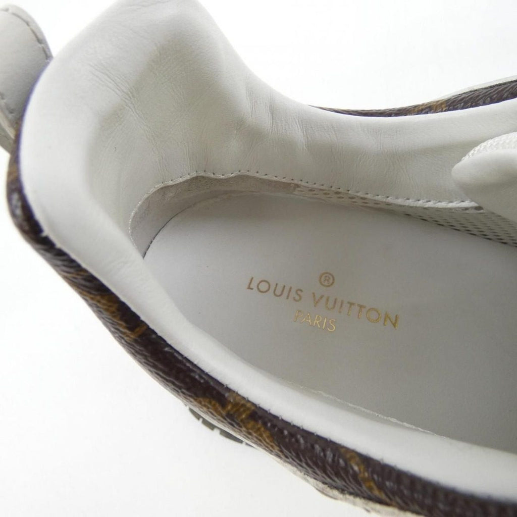 Louis Vuitton Run Away Line Sneakers — view 6
