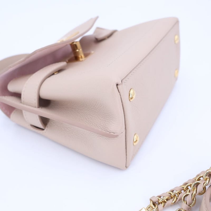 Louis Vuitton Handbag Lock Me Ever Mini Bag Grey — view 3
