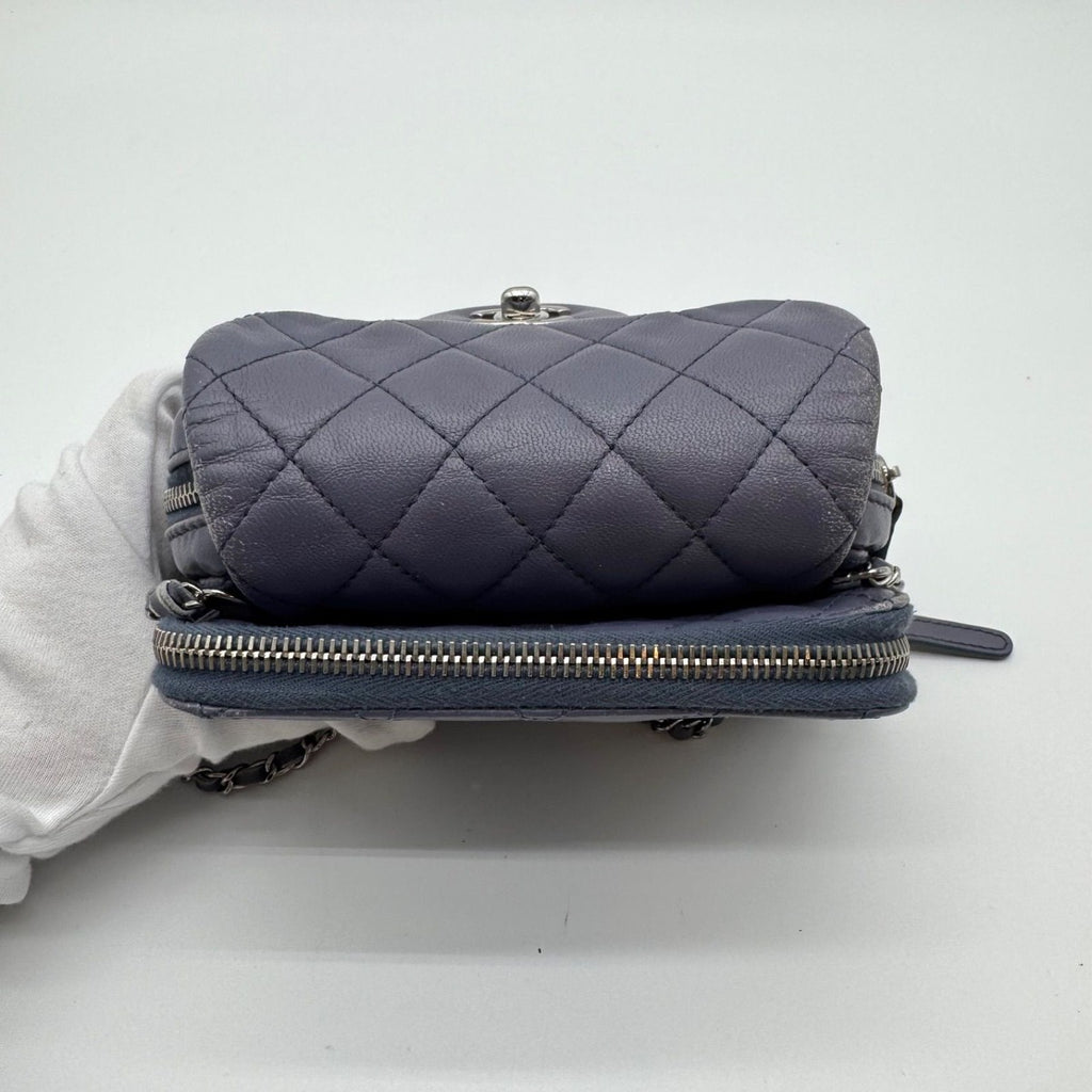 Chanel Shoulder Bag Mini Quilted CC Logo Turnlock — view 5