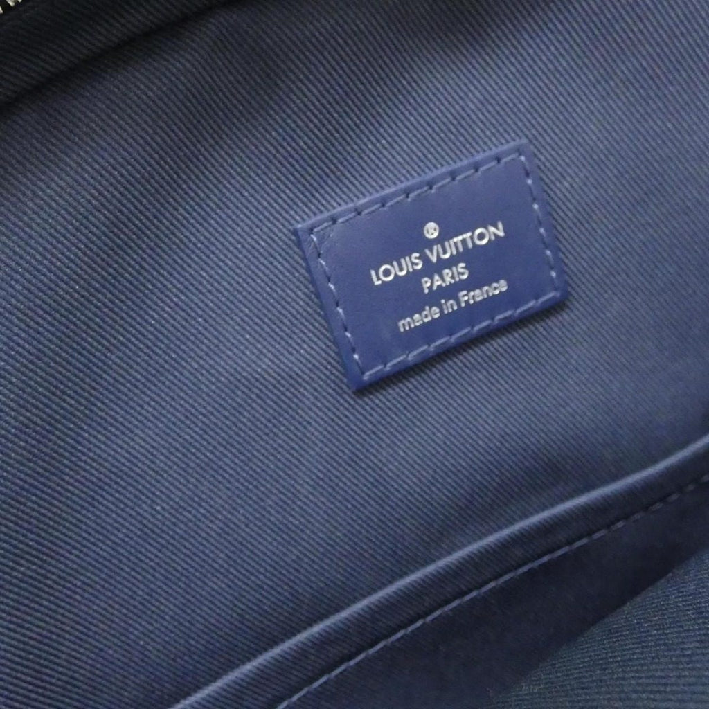 Louis Vuitton Damier Square Avenue Sling Bag — view 8