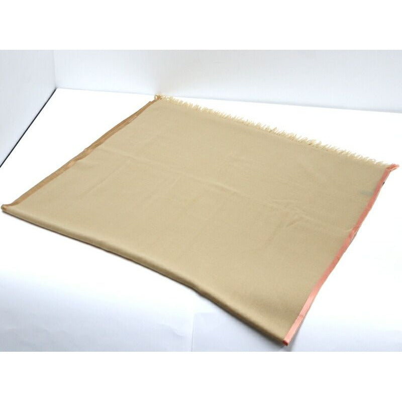 Gucci Large Shawl Beige Pink 95% Wool 5% Silk — view 3
