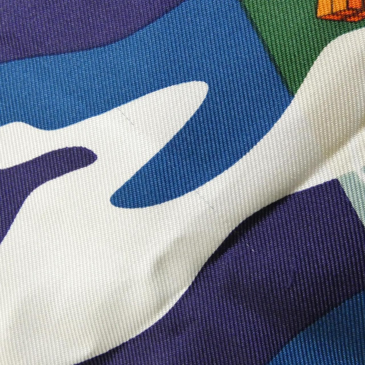 Hermes Space Shopping AU Faubourg Carre Scarf — view 5