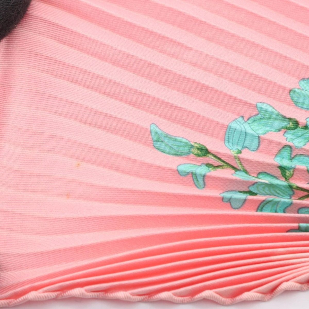 Hermes Scarf Carre Plisse la Prairie Silk Pliss — view 5