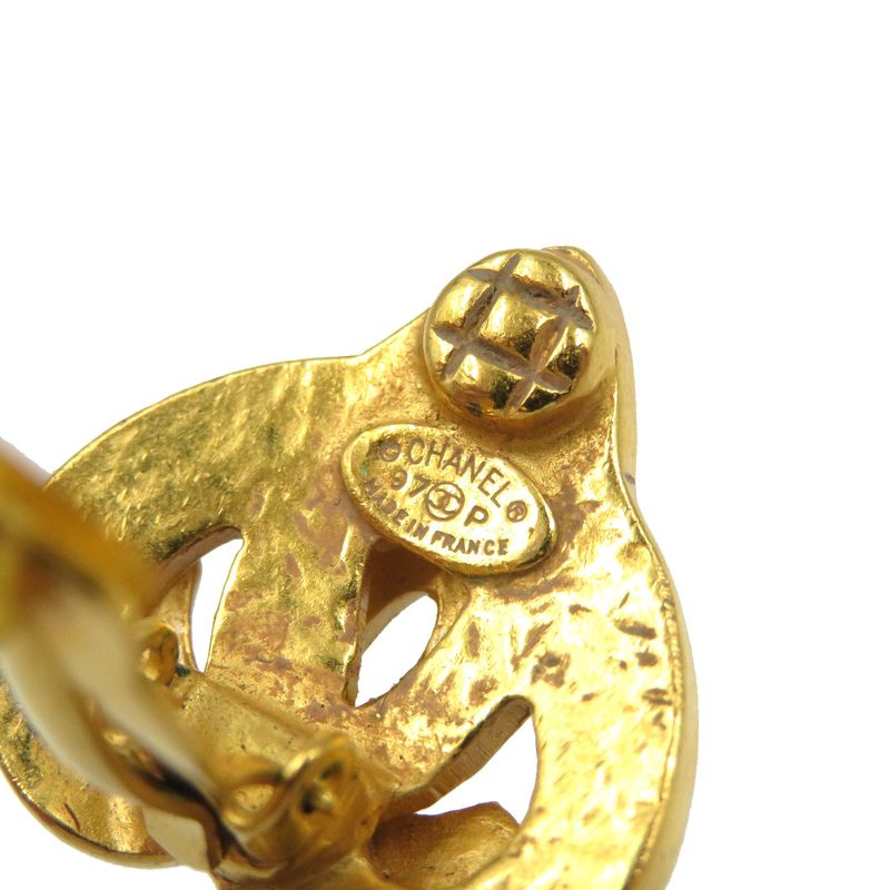 Chanel Coco Mark Vintage 97 P Metal Gold Earrings 0207 — view 4