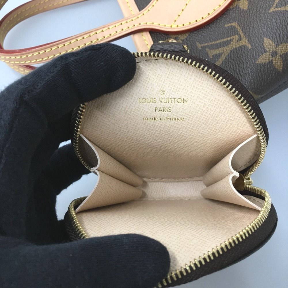 Louis Vuitton Shoulder Bag — view 7