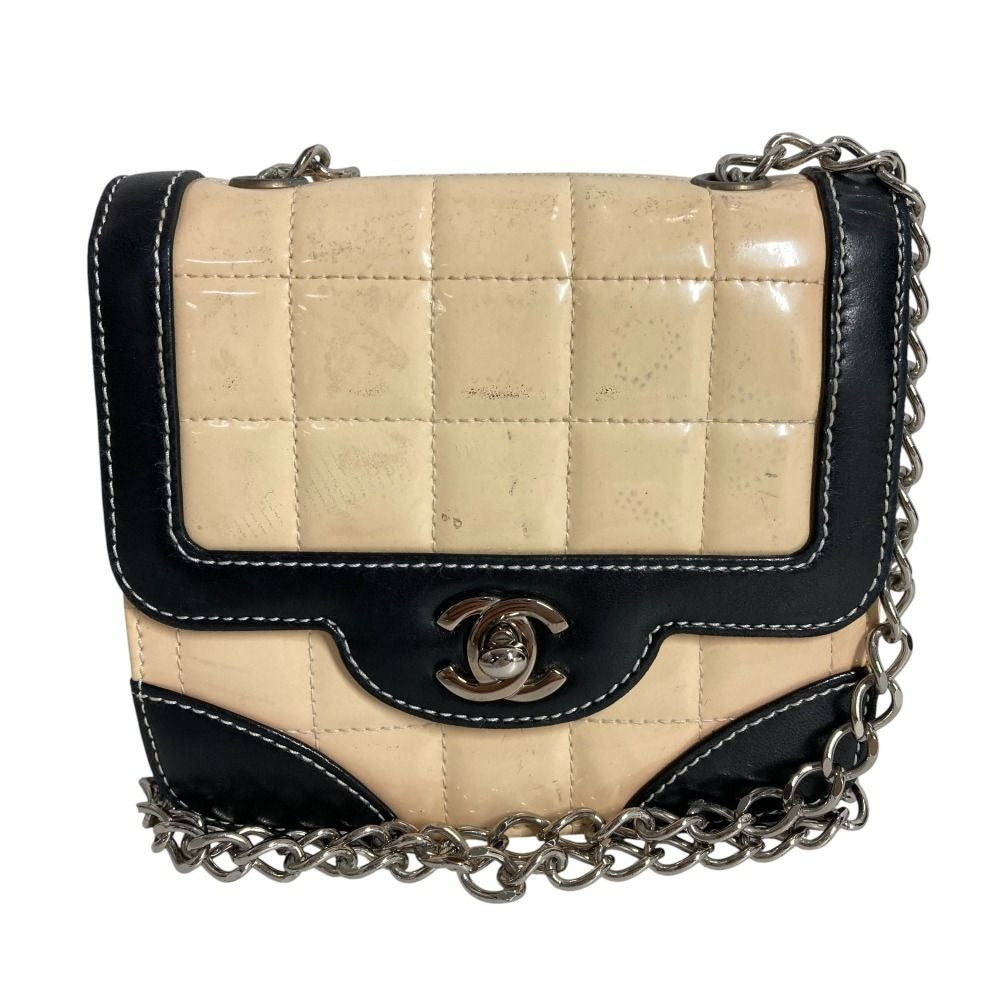 Chanel Shoulder Bag Mini Quilted Choco Bar Patent Leather White