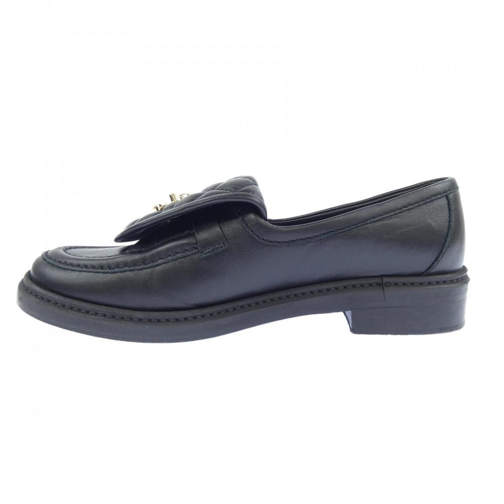 Chanel Loafers Turnlock Quilted Shoes — view 2