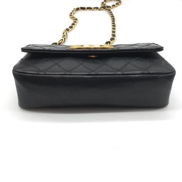 Chanel Bicolor Big CC Logo Mini Chain Shoulder Bag Black — view 3