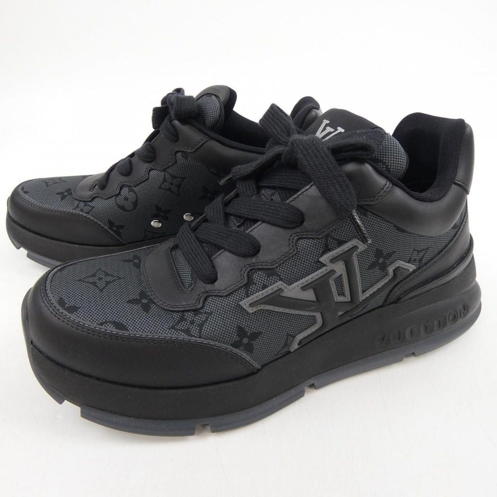 Louis Vuitton LV Classic Sneakers — view 3