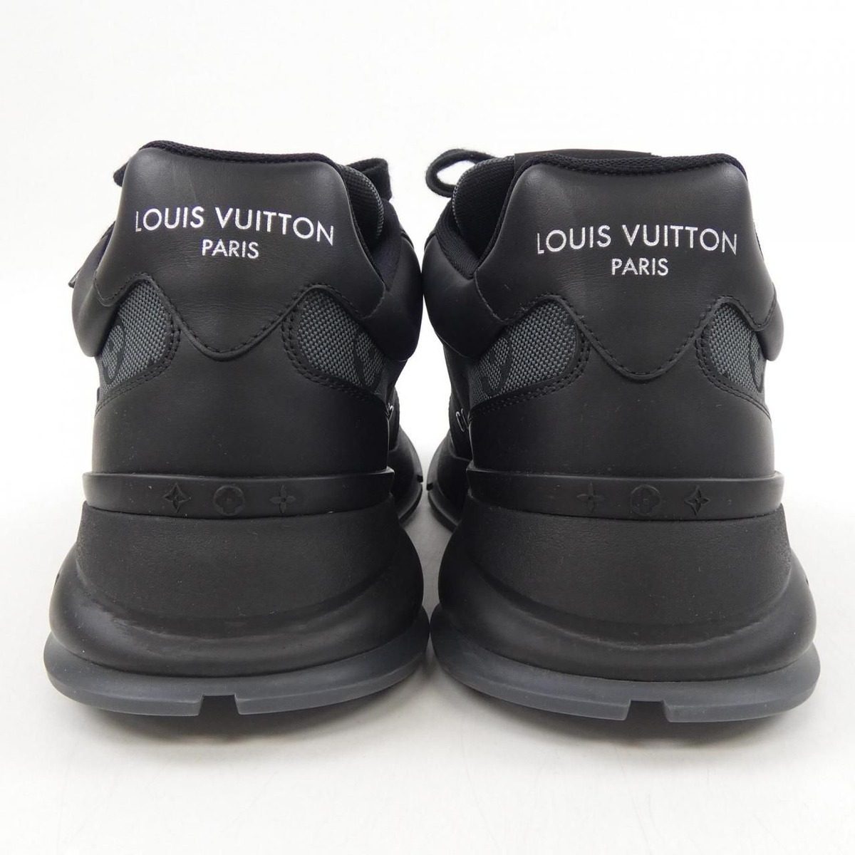 Louis Vuitton LV Classic Sneakers — view 5