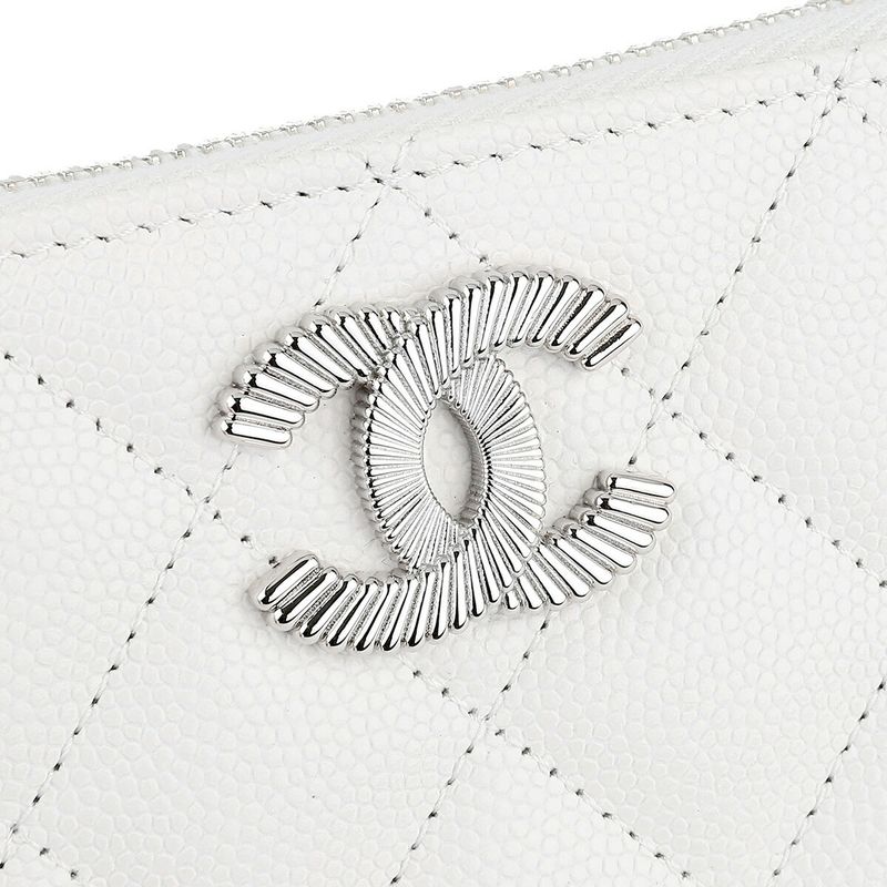 Chanel Coin Case White — view 9