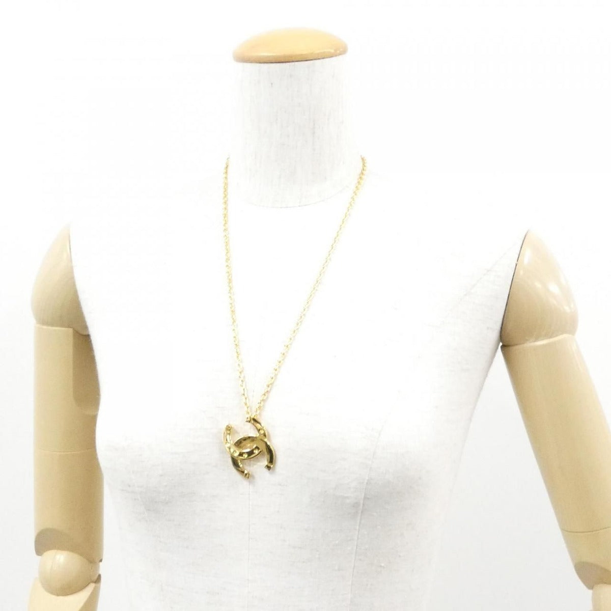 Chanel Necklace Gold — view 5