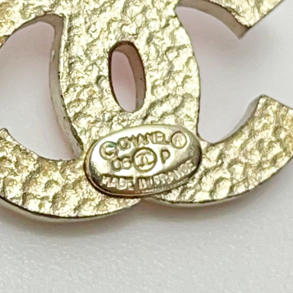 Chanel Coco Mark Gold Pink Earrings Rhinestone GP Accessories — view 7